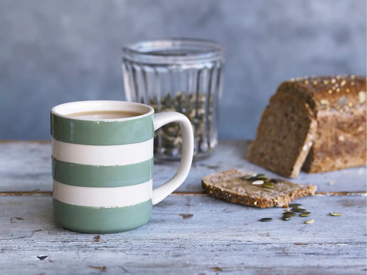 Cornishware 10 oz Mug