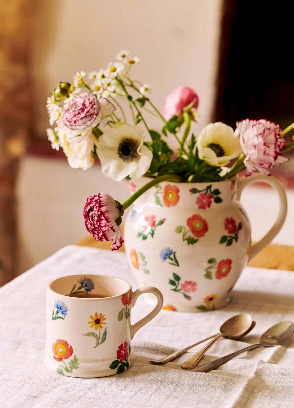 Poppies & Pinks 1 1/2 Pint Jug