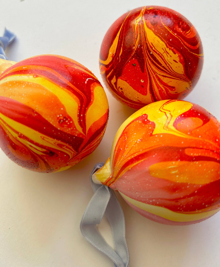 Marbled Ceramic Baubles by the Colour Emporium