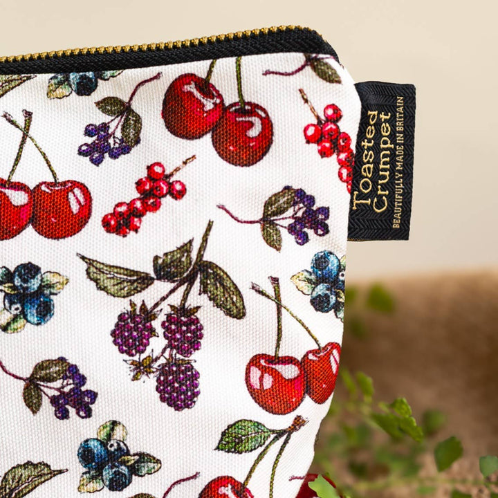 Mon Cheri Wash Bag