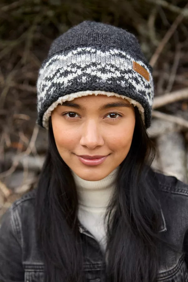 Icelandic Beanie- Charcoal