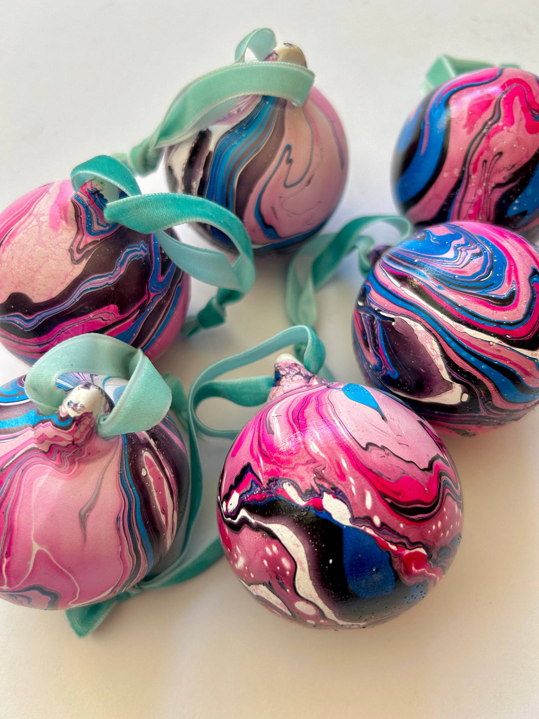 Marbled Ceramic Baubles by the Colour Emporium