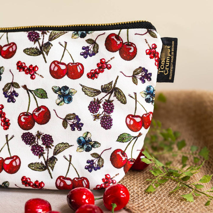 Mon Cheri Wash Bag