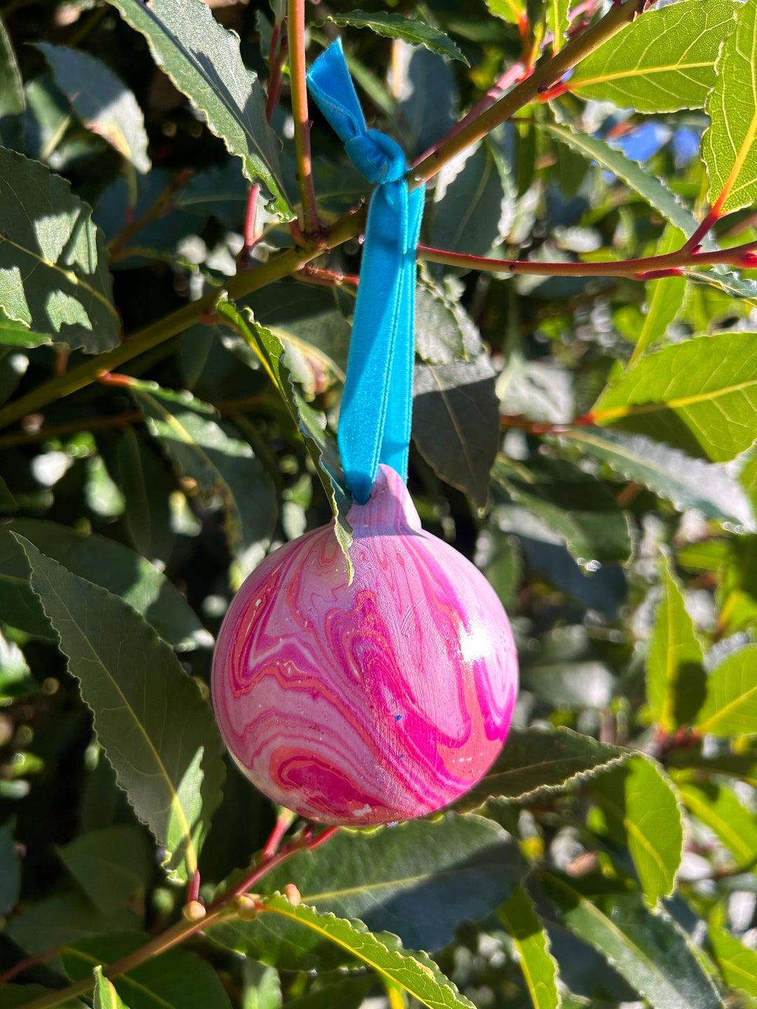 Marbled Ceramic Baubles by the Colour Emporium