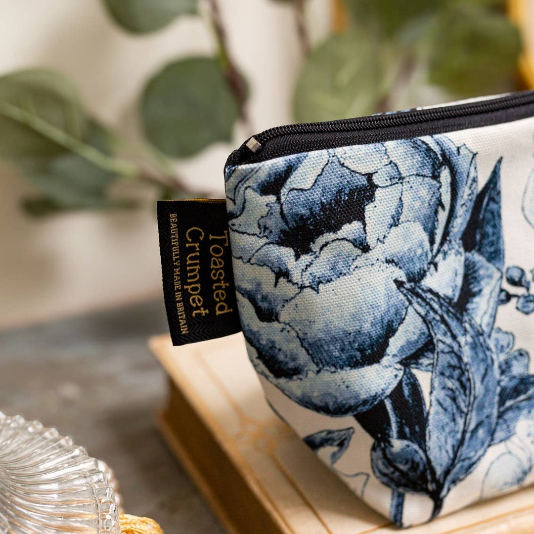 'Jardin' Chateau Makeup Bag