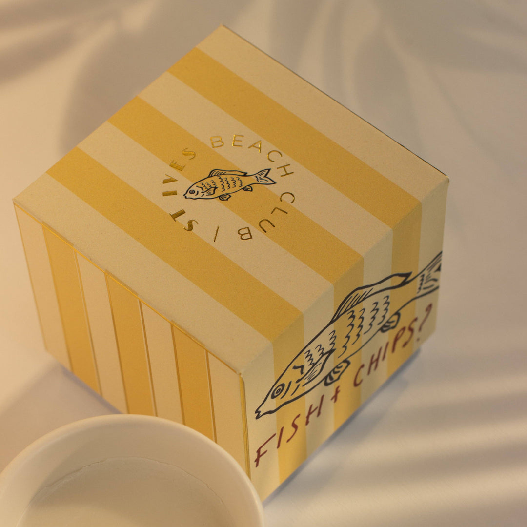 St Ives Beach Club: Fish & Chips Candle - Tomato Leaf