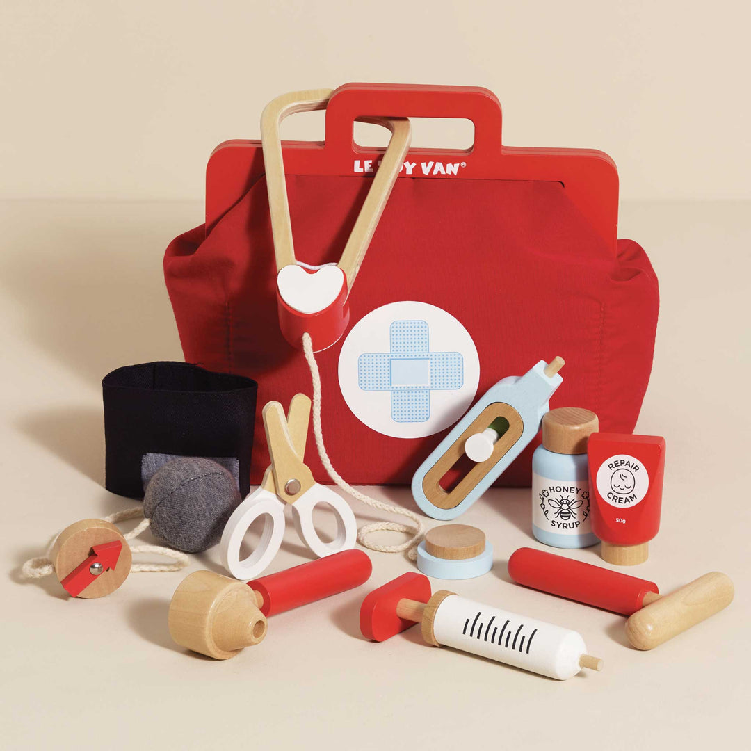 Vintage Doctor Role Play Wooden Kit