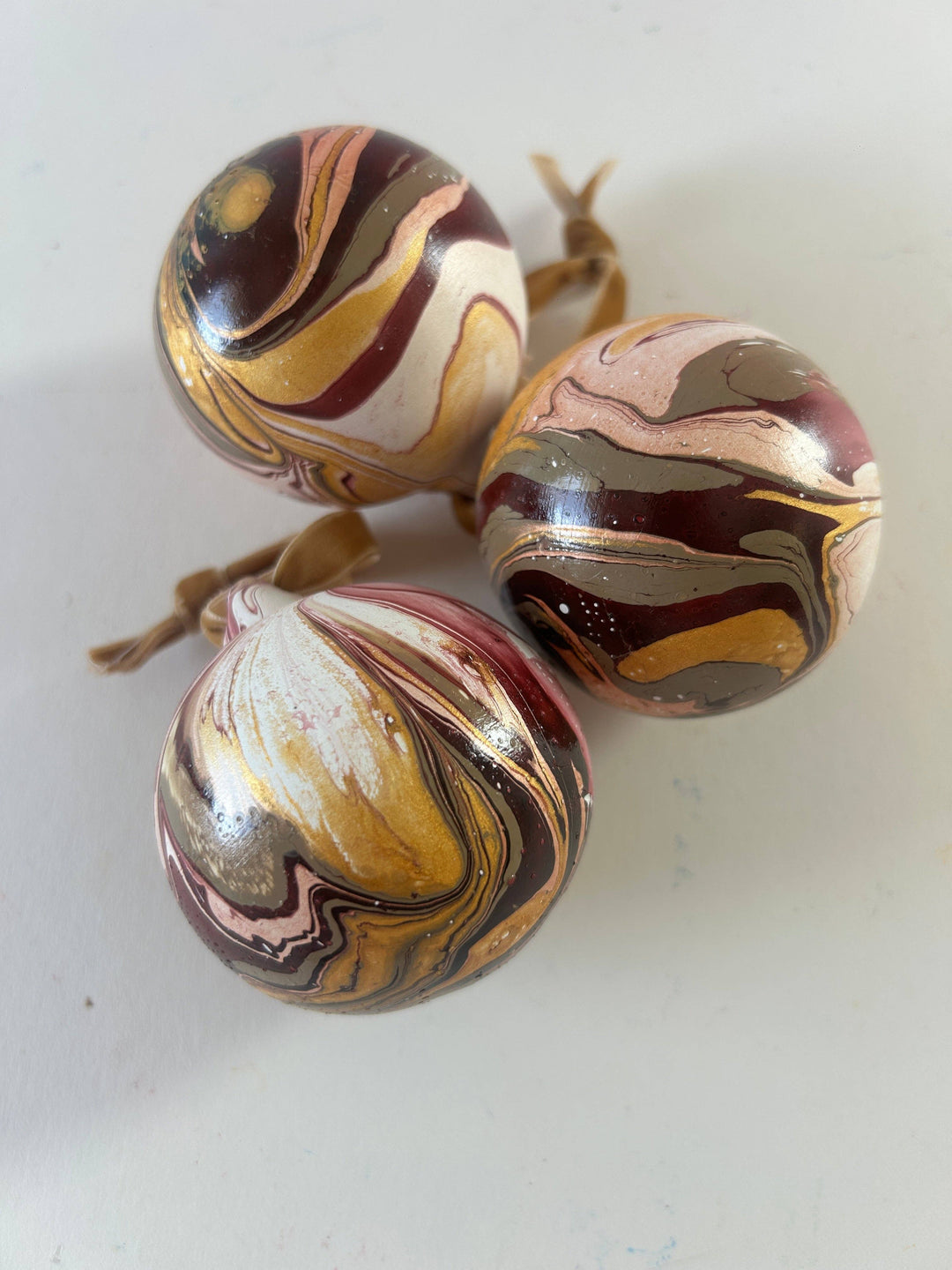Marbled Ceramic Baubles by the Colour Emporium