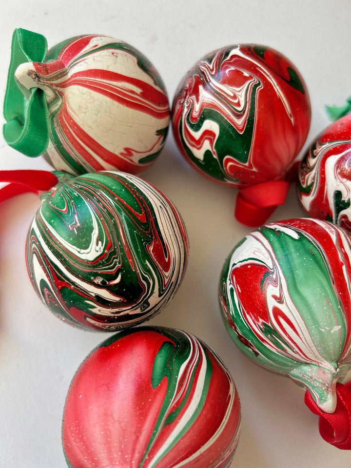 Marbled Ceramic Baubles by the Colour Emporium