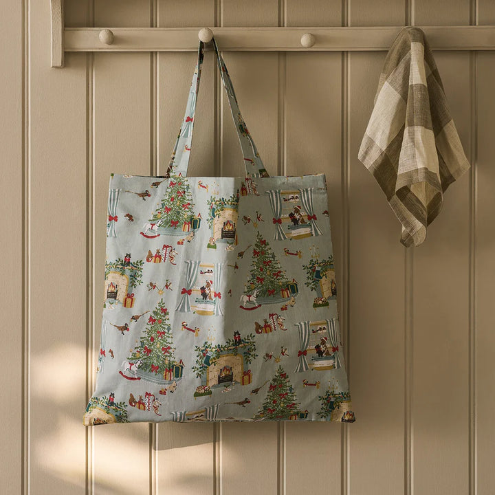Cosy Christmas Folding Shopping Bag