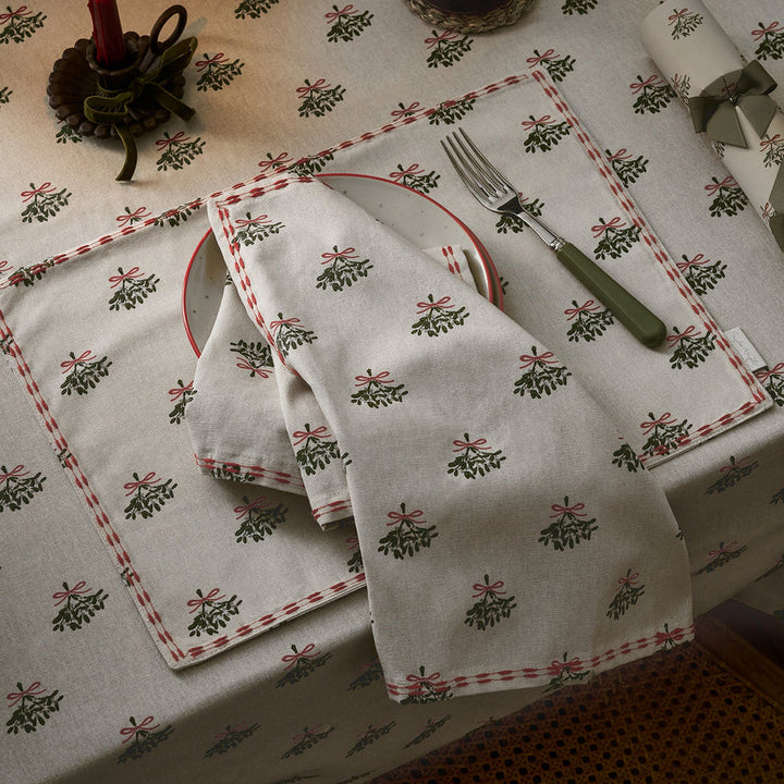 Mistletoe Embroidered Edge Napkins - Set of 4