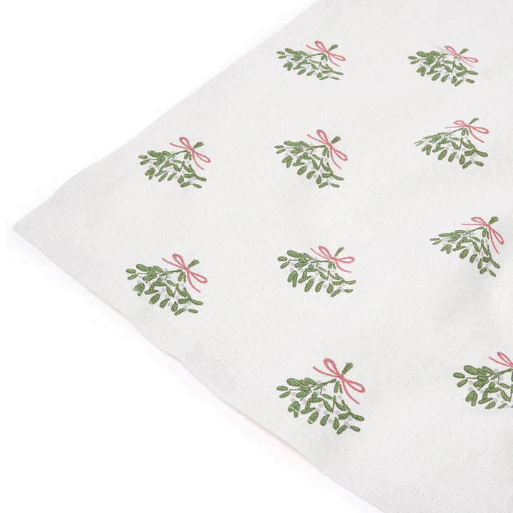 Mistletoe Table Cloth