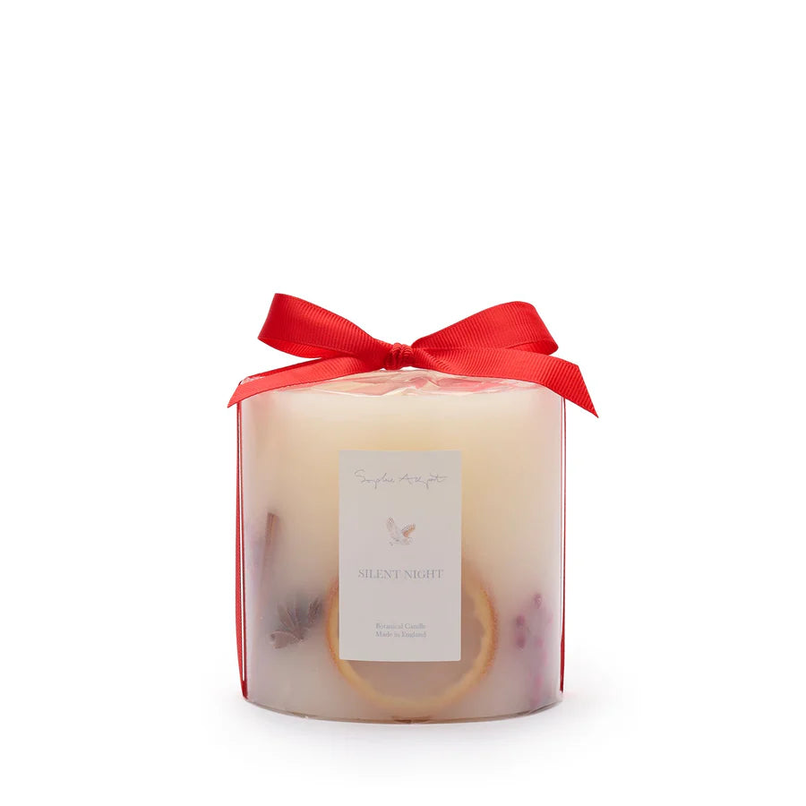 Silent Night Botanical Candle 620g