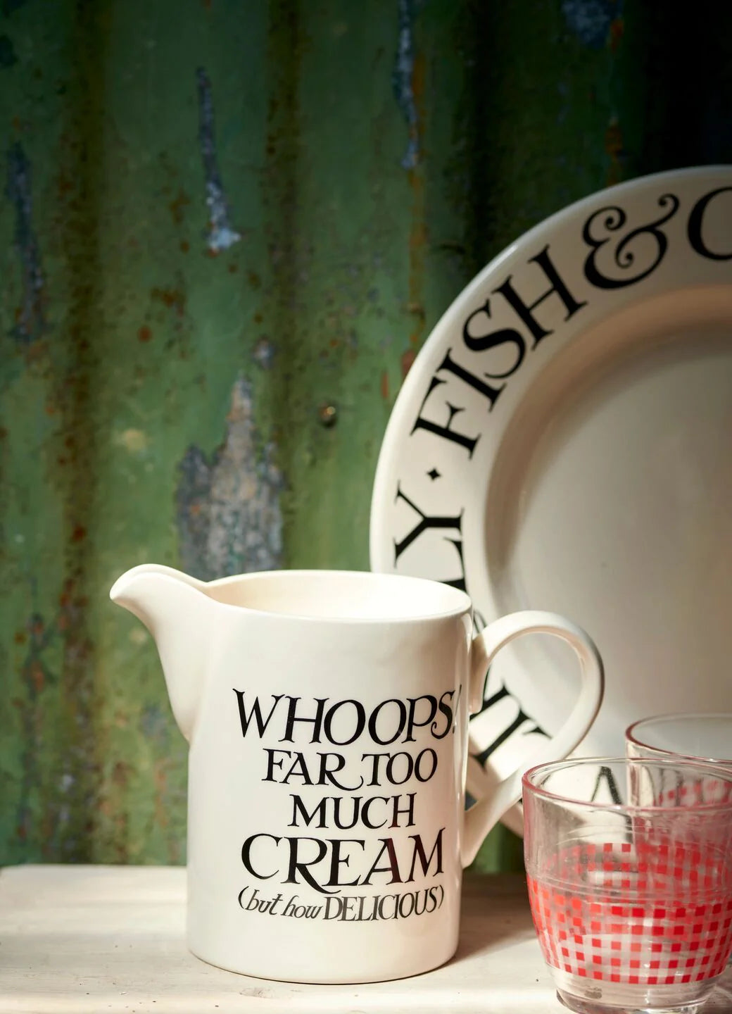 Black Toast Cream Medium Straight-Sided Jug