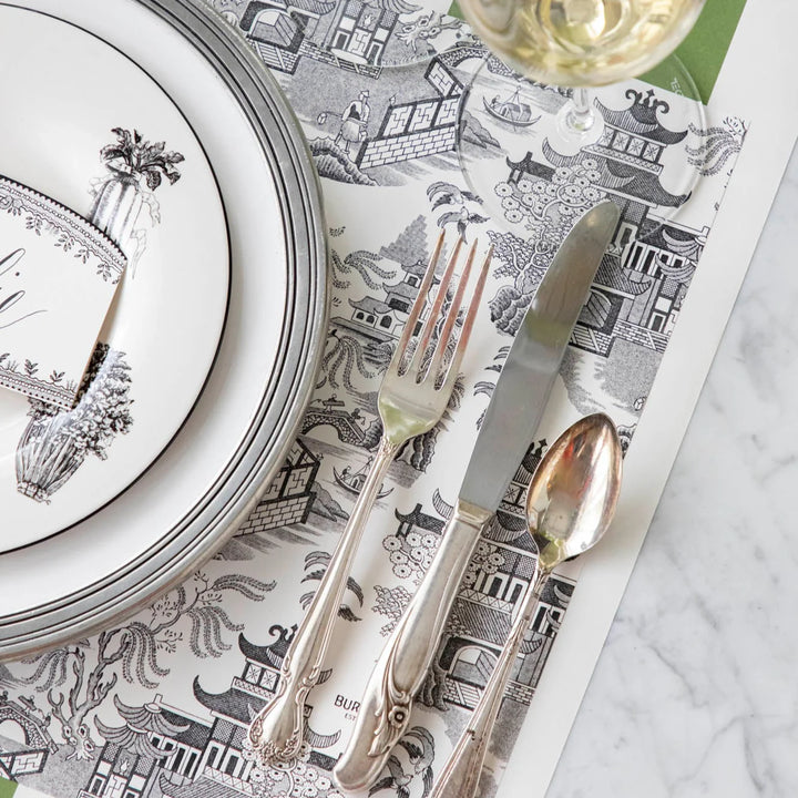 Black Willow 12 Die-Cut Paper Placemats