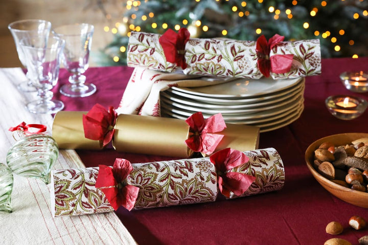 Burgundy Bouquet 13in Luxury Crackers Box of 6