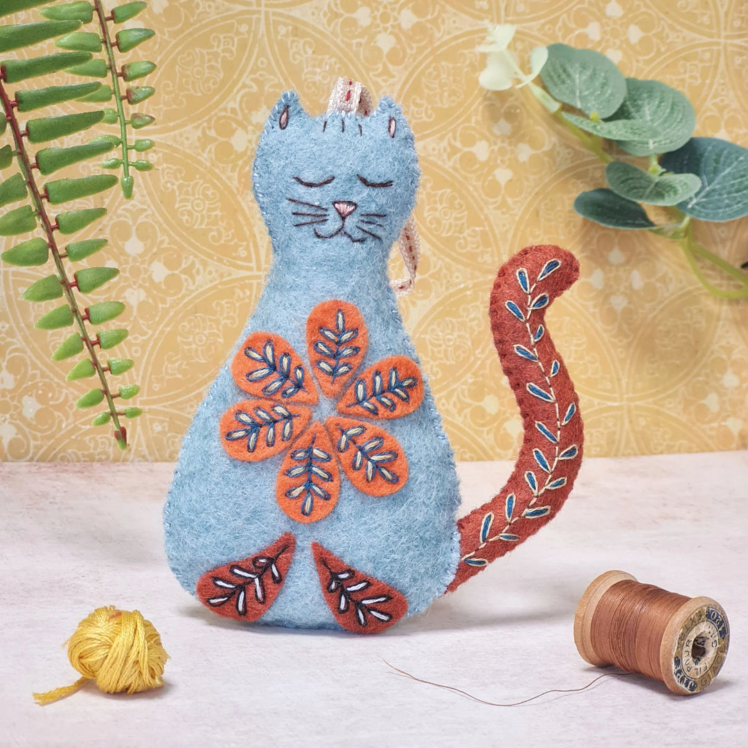 Folk Embroidered Cat Craft Mini Kit