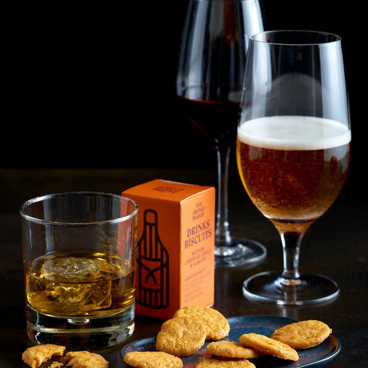 Mature Cheddar, Chilli and Almond Drinks Biscuits 36g