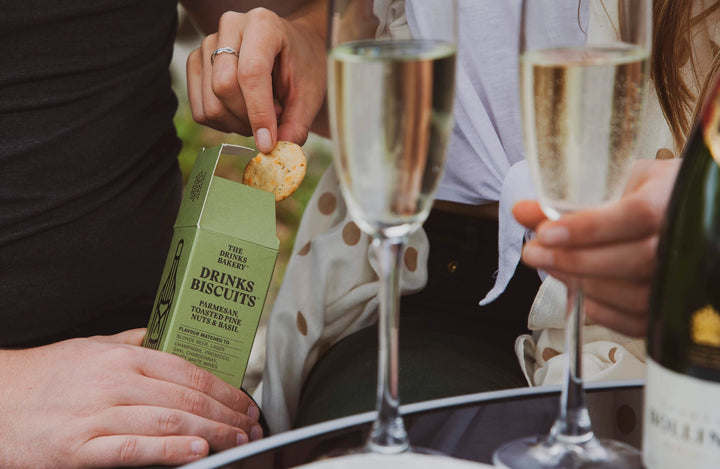 Parmesan Cheese and Sweet Basil Drinks Biscuits 110g