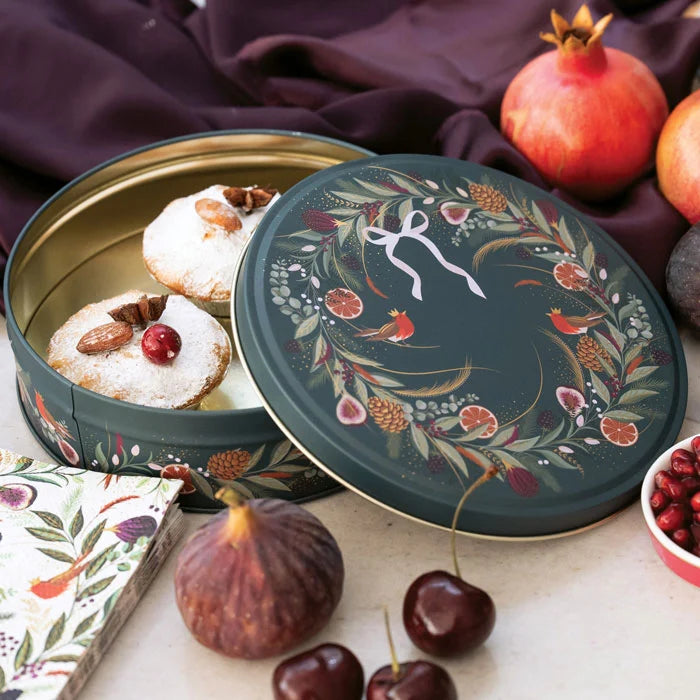 Fig Wreath Round Tin