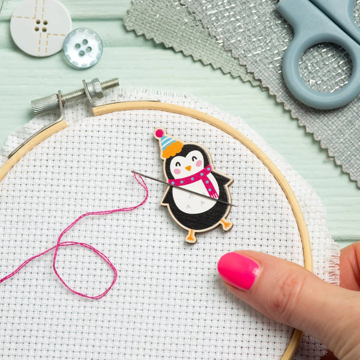 Penguin Magnetic Needle Holder