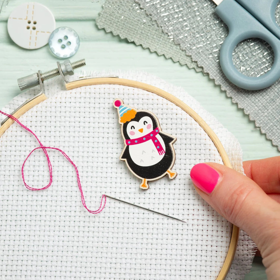 Penguin Magnetic Needle Holder – The Bee's Knees British Imports