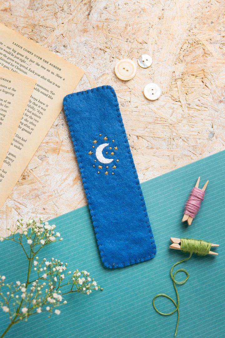 Hare Bookmark Felt Craft Kit