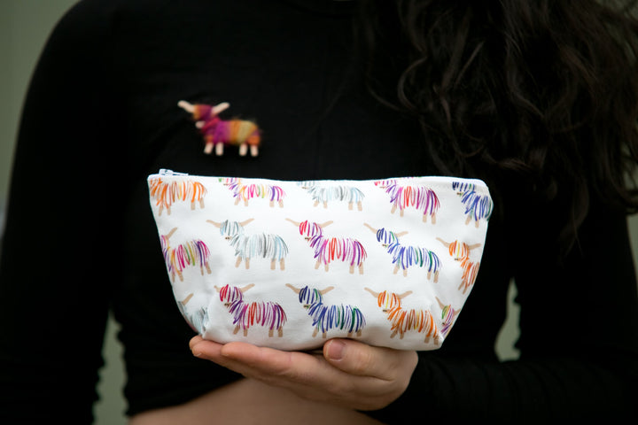 Highland Cow Zip Bag