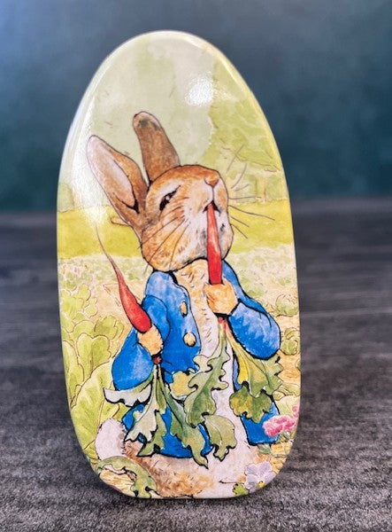 Peter Rabbit Small Oval Tin