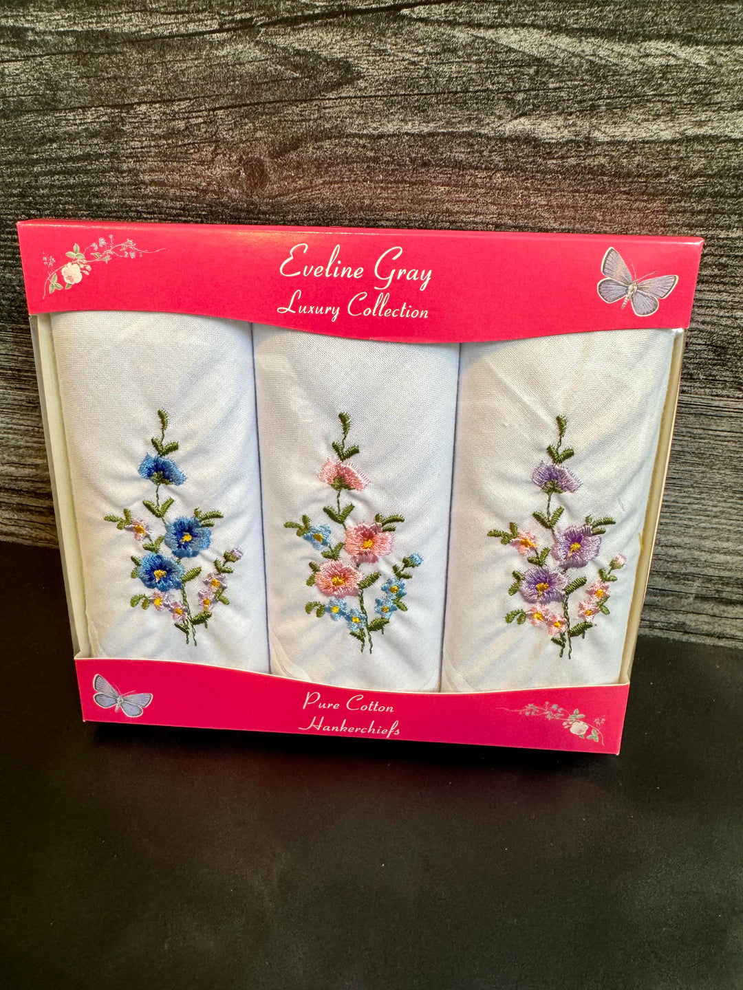 Floral Embroidered Handkerchief Set