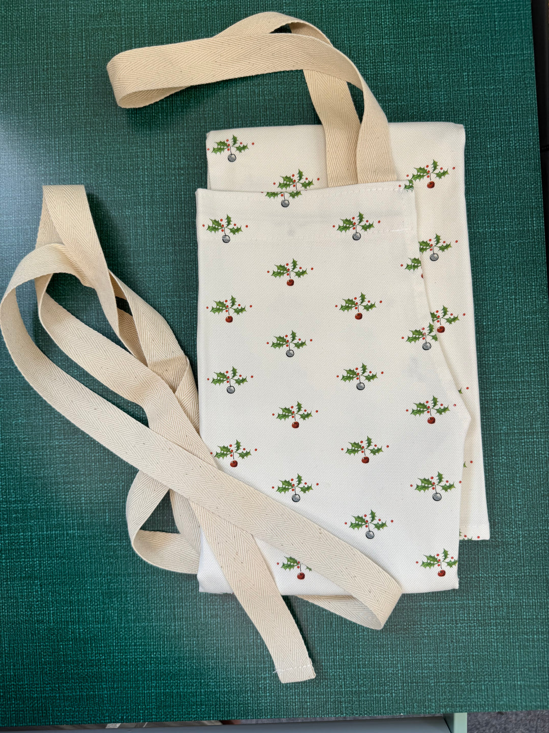 Holly & Berry Adult Apron