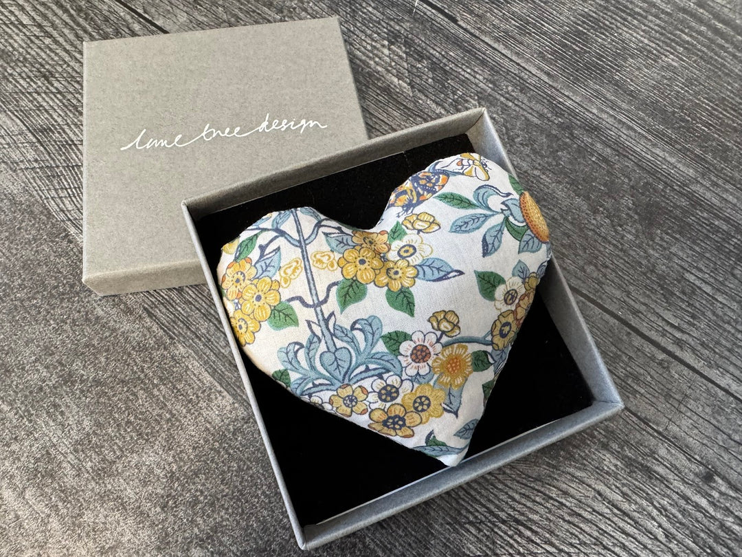 Single Boxed Lavender Heart - Orchard