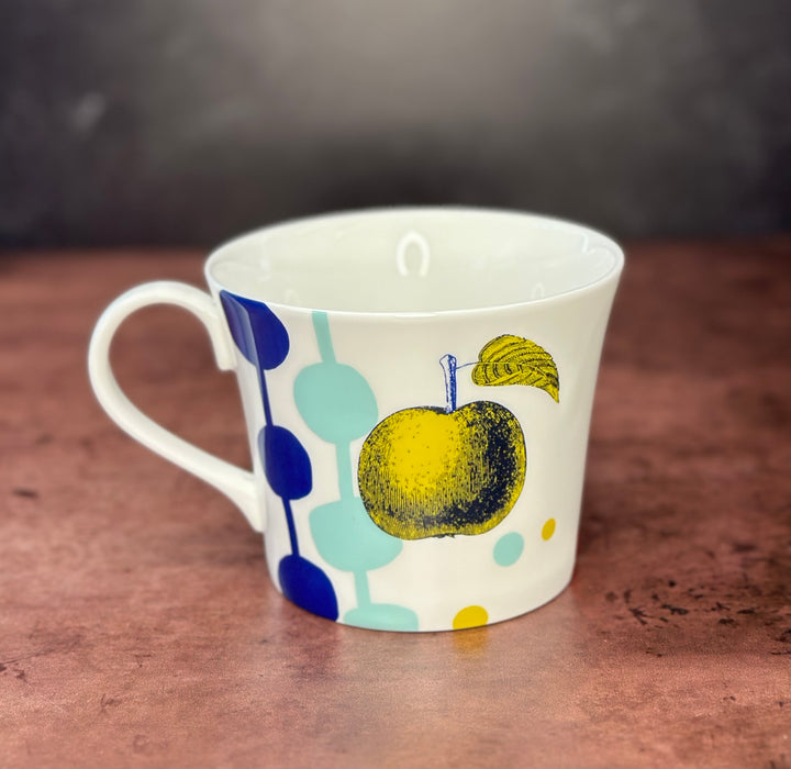 Arcadia Heron Bone China Mug