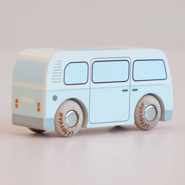 No. 29 GT160 Daisy Wooden Campervan