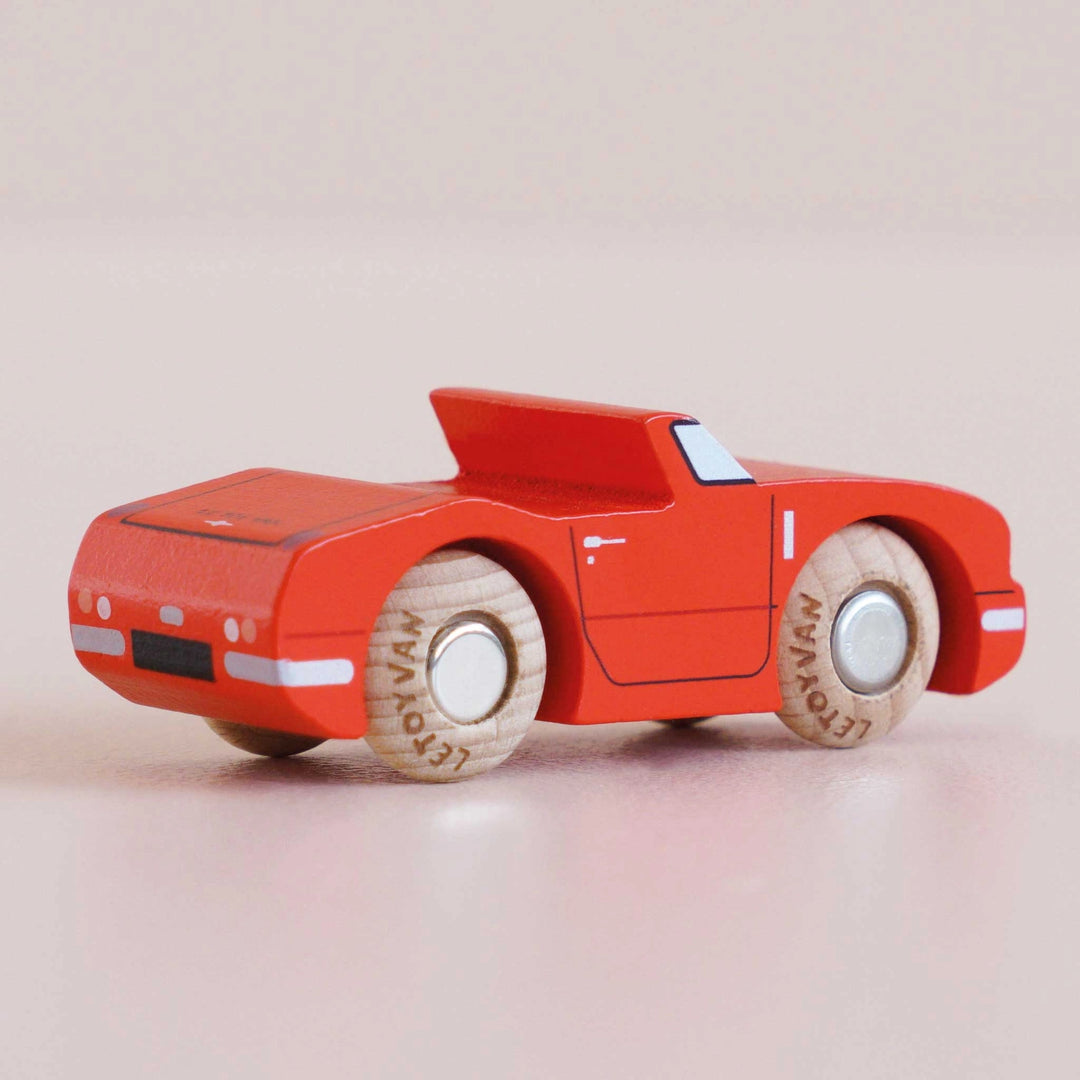 No. 13 GT75 Marc Wooden Car
