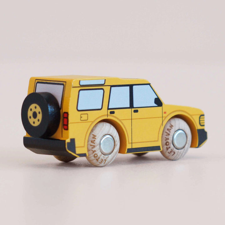 No. 35 GT195 Riley Wooden 4x4