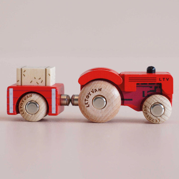 No. 34 GT190 Tilly Wooden Tractor