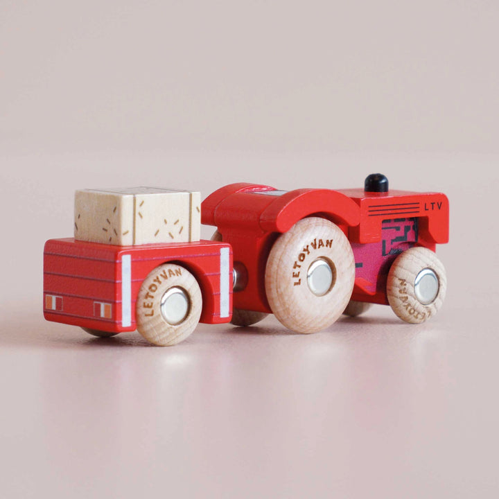 No. 34 GT190 Tilly Wooden Tractor