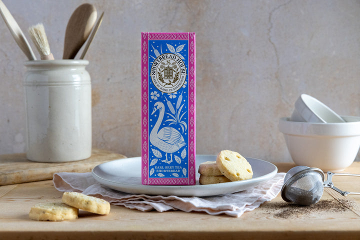 Truly Handmade Earl Grey Shortbread Rounds 125g - Swan