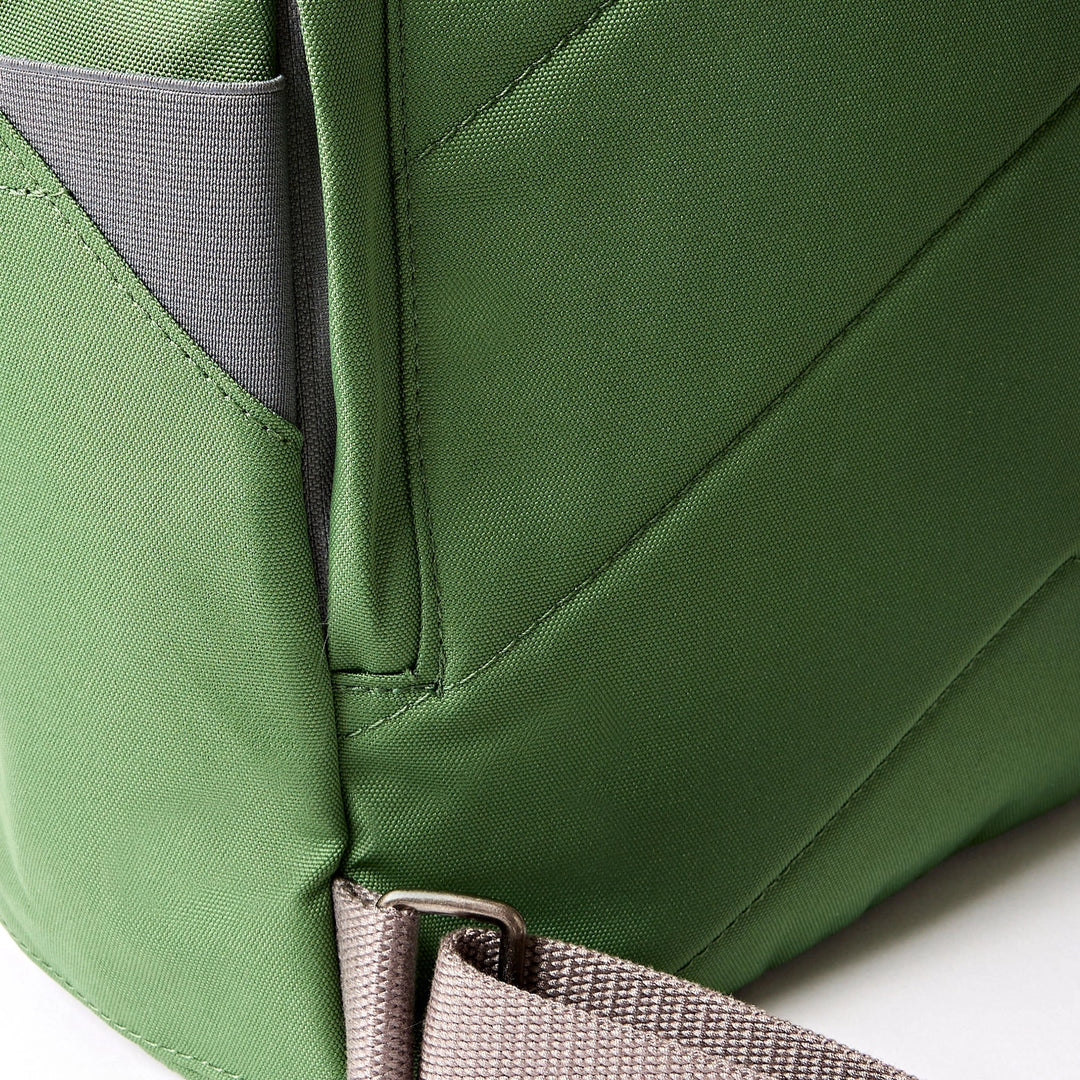 Finchley Medium Backpack in Artichoke Canvas
