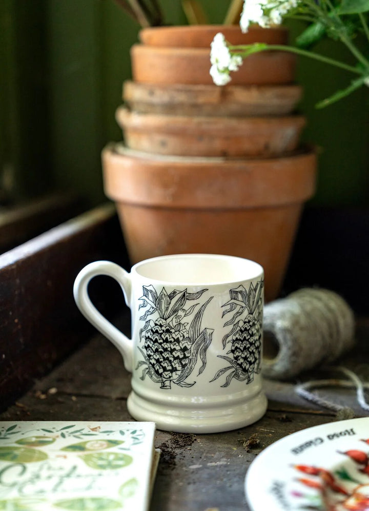 Pineapple 40 Years 1/2 Pint Mug