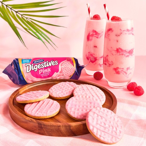 McVitie's Pink Raspberry & Cream Digestives 8.2oz/232g