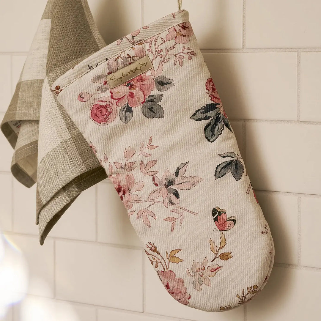 Vintage Rose Oven Mitt