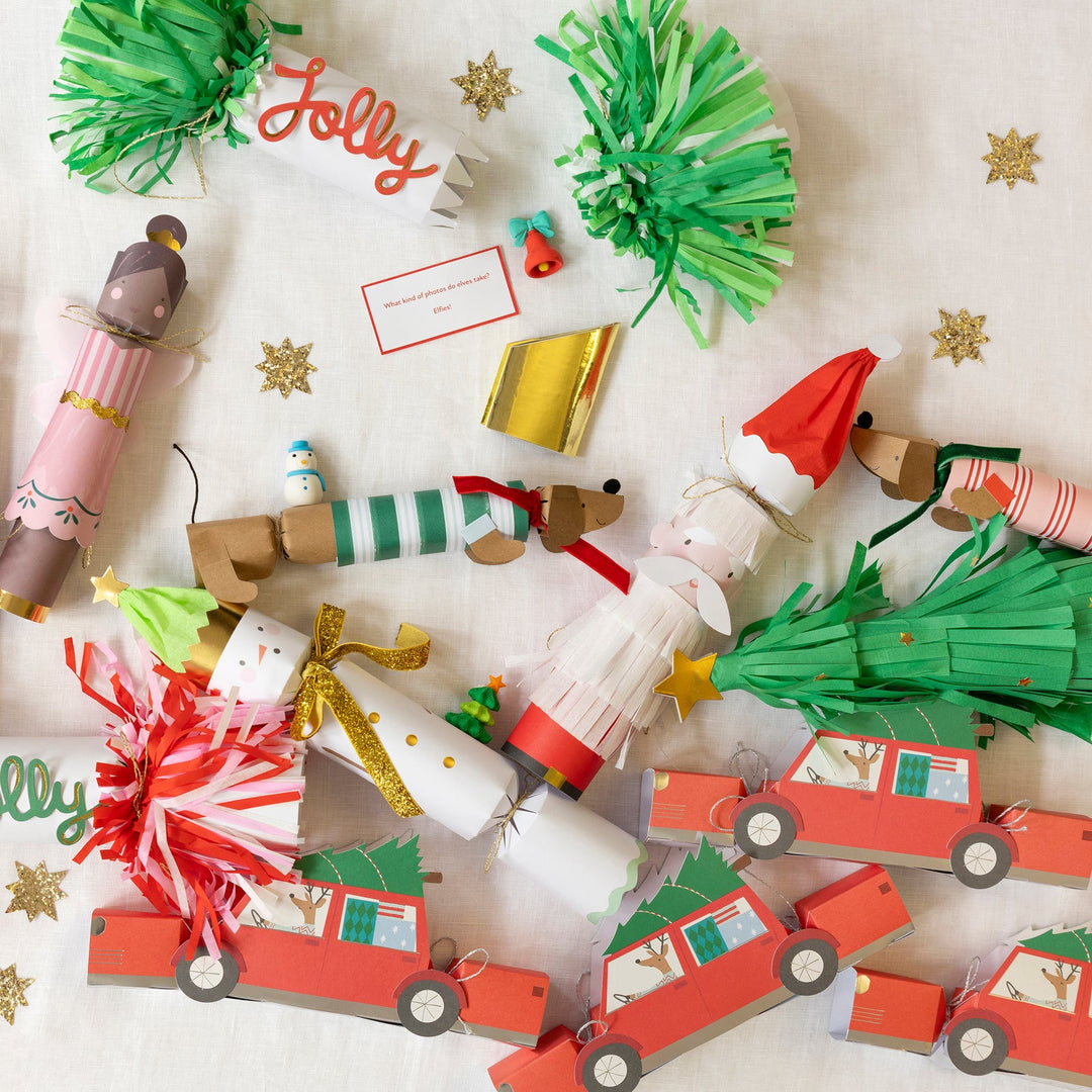 Santa, Reindeer & Tree Christmas Crackers Box of 6