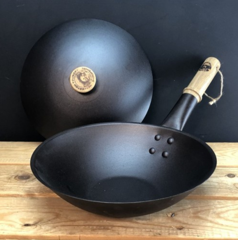 11 inch Wok with Lid (Oak Knob)