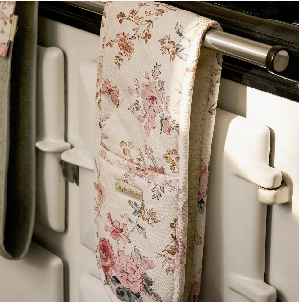 Vintage Rose Double Oven Glove