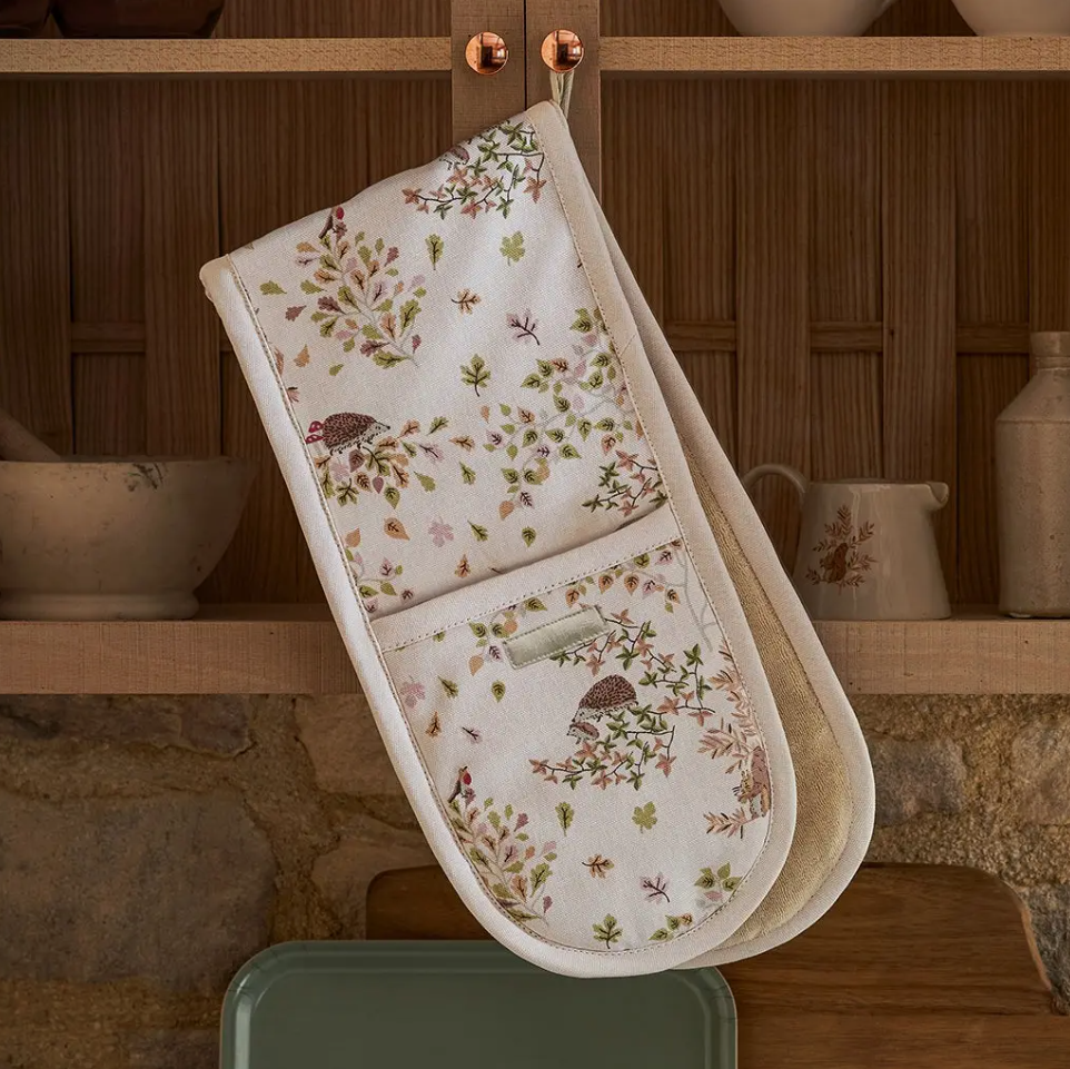 Woodland Friends Double Oven Glove