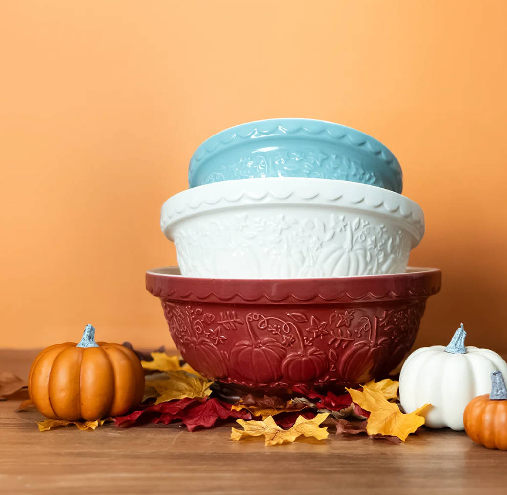 In the Pumpkin Patch Mixing Bowl in Cornflower - Size 30 (7.5-inches)