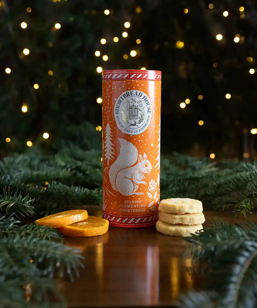 Spanish Clementine Shortbread Rounds in a Winter Tin - 200g