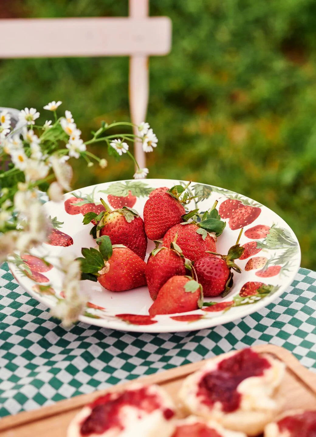 Strawberries Dessert Bowl
